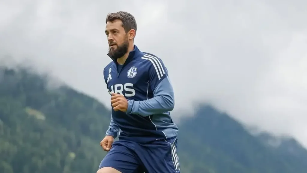 Amin Younes Tolak Tawaran Gaji Lima Kali Lipat dari Persija Jakarta: Kenapa Ia Memilih Tetap?