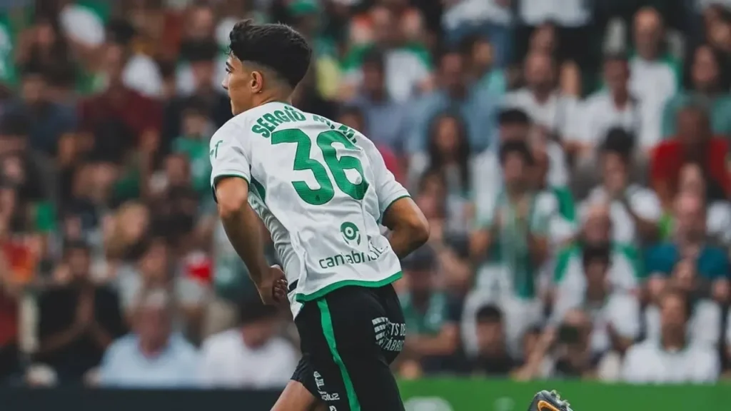 Barcelona and Real Madrid Race for 18-Year-Old Talent from Racing Santander Barcelona and Real Madrid Race for 18-Year-Old Talent from Racing Santander