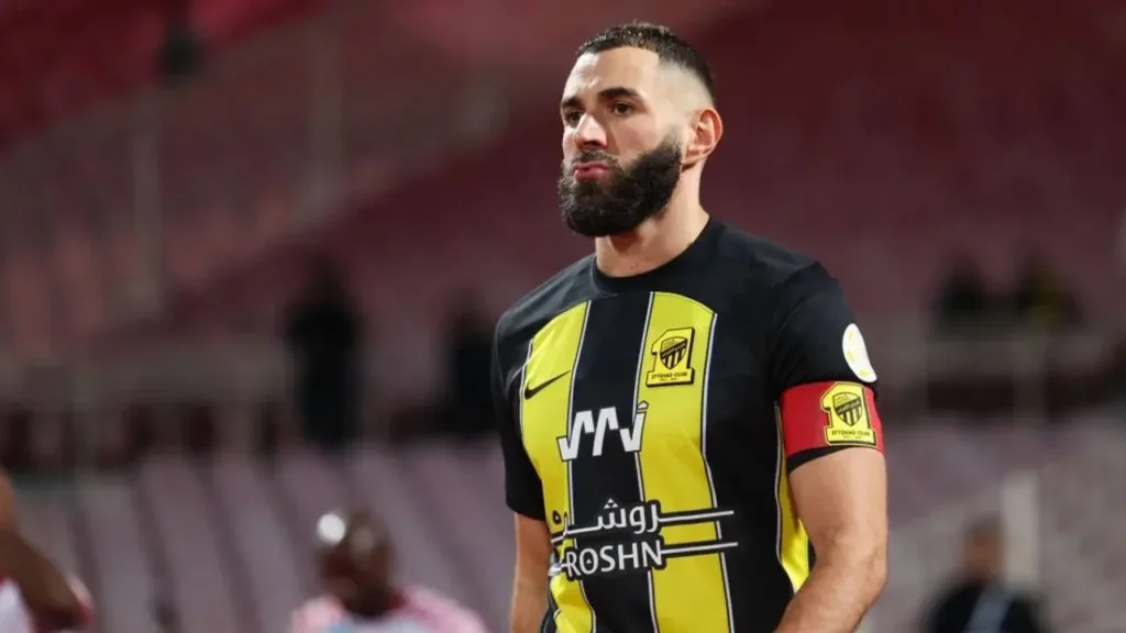 Karim Benzema Join Al Hilal: Ronaldos Ambition at Al Nassr Under Threat for Title Glory