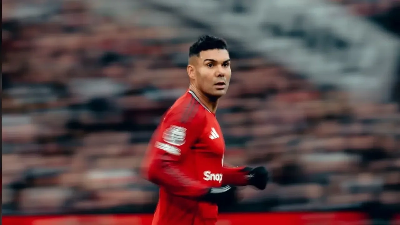 Jamie Carragher Pujian Casemiro: Kembalinya ke Performa Terbaik Mengubah Kritikan