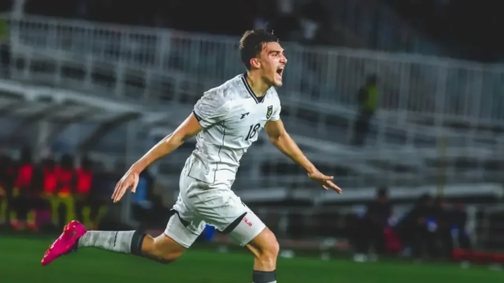 Mauro Zijlstra Segera Gabung Persija Jakarta Usai Minim Waktu Bermain di Belanda Mauro Zijlstra Segera Gabung Persija Jakarta Usai Minim Waktu Bermain di Belanda