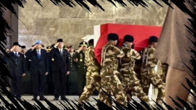 SBY Kenakan Baret Pasukan Perdamaian dalam Takziah 3 Prajurit TNI yang Gugur di Lebanon