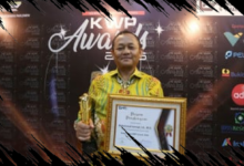 Anggota DPR RI Sarmuji Menerima Penghargaan Legislator Responsif di KWP Award 2026