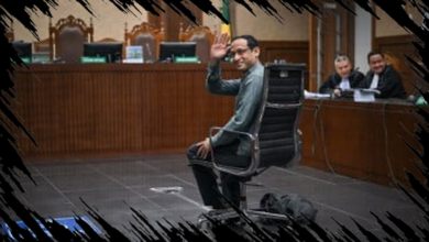 Nadiem Makarim Mengungkapkan Kebiasaan Membayar Gaji Karyawan Secara Transparan