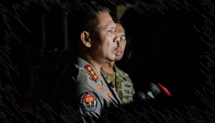 Abah Setu Dikerumuni Massa Akibat Video Diduga Hina Nabi Muhammad, Klaim Rekaman AI Dimanipulasi Abah Setu Dikerumuni Massa Akibat Video Diduga Hina Nabi Muhammad, Klaim Rekaman AI Dimanipulasi